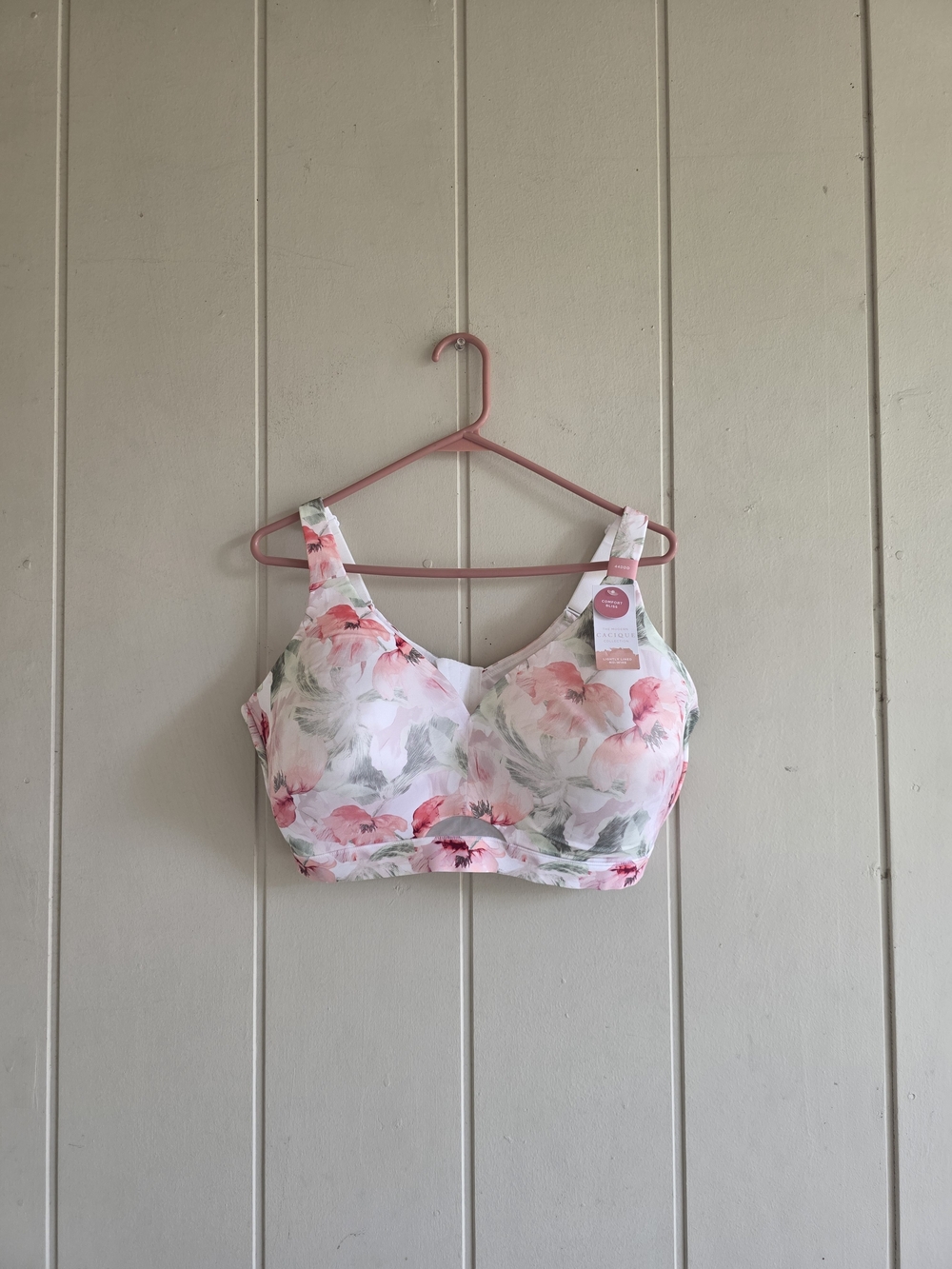 Cacique Lightly Lined No-Wire Bra Floral New With Tags 44DDD